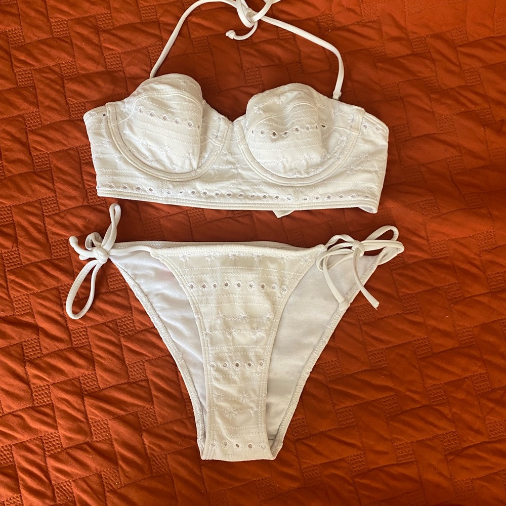 Abercrombie crochet  bikini